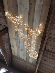 Selbstgebastelte Deckenbeleuchtung in Form der Insel Usedom